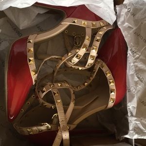 4 1/4” heel 3 gold studded buckle ankle strap